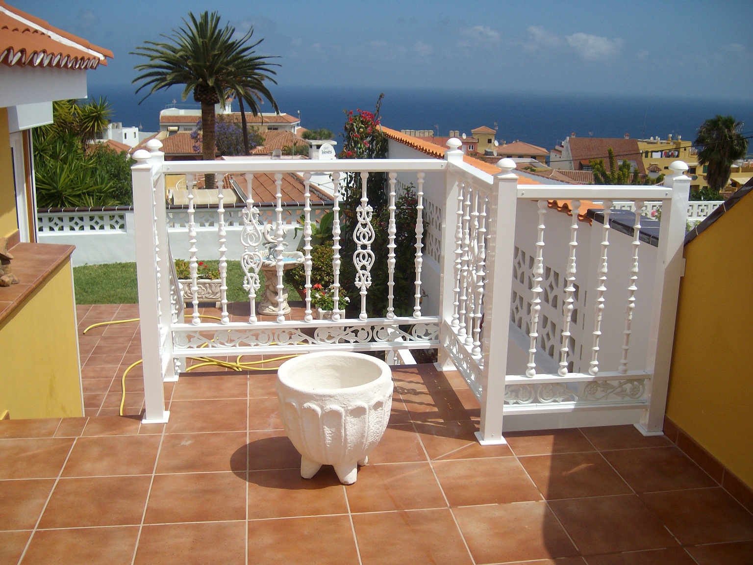 Barandillas Metálicas Precio y Presupuestos ONLINE
Hay que tener en cuenta que el precio puede variar mucho dependiendo de varios factores; Barandillas de mano para escaleras, barandillas cuadradas cortas de aluminio para escaleras al aire libre, barandillas/pasamanos modernas, precio barato, 2021. Barandilla de seguridad de aluminio con vidrio templado. Barandillas de terrazas cristal vidrio con el mejor precio. Cuando se trata de instalar barandillas en valencia, acude a cabañero, porque como mencionábamos antes, nos encargamos de todo. Barandillas Metálicas Precio y Presupuestos ONLINE [2021.
![Aluminios Tahoro S.L. Barandas Aluminios Tahoro S.L. Barandas